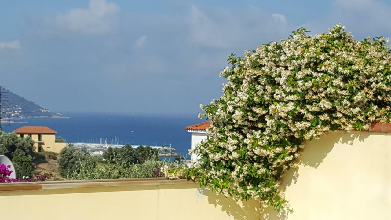 Villa Jone دْيانو مارينا المظهر الخارجي الصورة